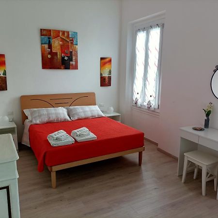 Affittacamere Il Chiostrino Guest House Firenze Bagian luar foto